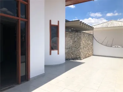Sobrado com 3 Quartos à venda, 320m² no Vila Trujillo, Sorocaba