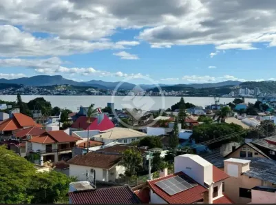 Apartamento com 2 Quartos à venda, 51m² no Abraão, Florianópolis