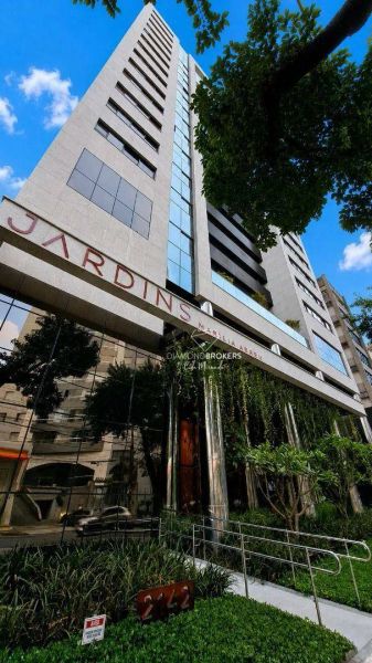 Apartamento com 3 quartos — Lourdes, Belo Horizonte