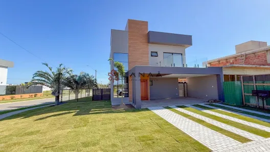 Casa de Condomínio com 4 Quartos à venda, 200m² no Ogiva, Cabo Frio