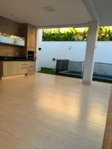 Casa de Condomínio com 4 Quartos à venda, 208m² no Residencial Goiânia Golfe Clube, Goiânia