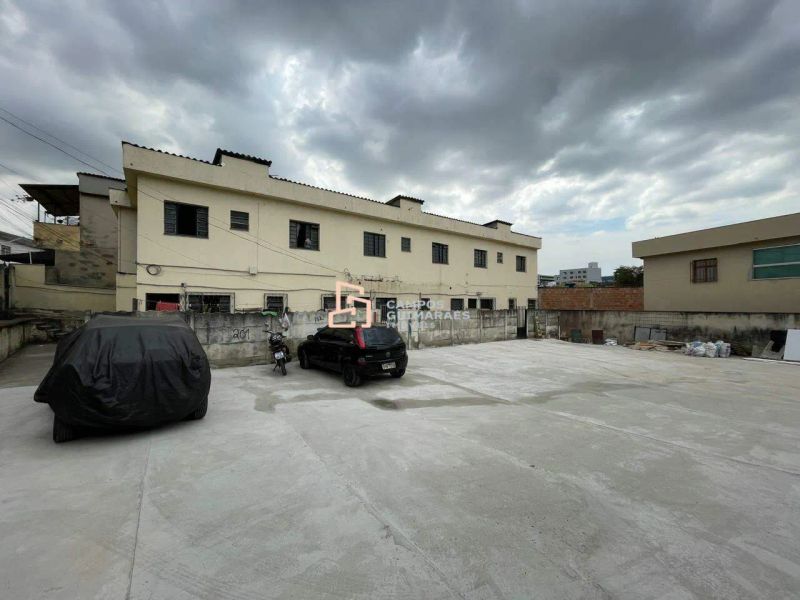 Casa com 2 quartos — Glória, Belo Horizonte