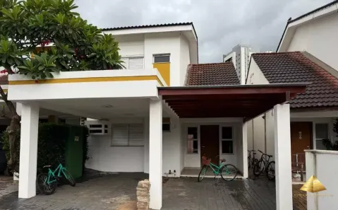 Sobrado com 3 Quartos à venda, 133m² no Alvorada, Cuiabá