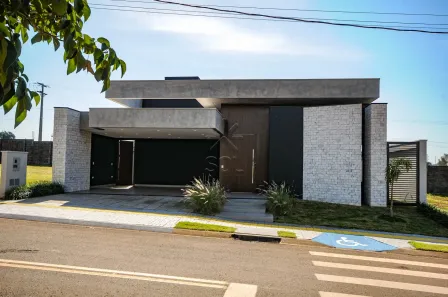 Casa de Condomínio com 3 Quartos à venda, 256m² no Yolanda, Foz do Iguaçu