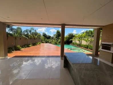 Casa de Condomínio com 5 Quartos à venda, 490m² no Condomínio do Lago, Goiânia