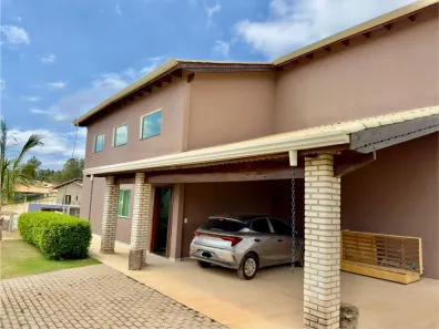 Casa de Condomínio com 4 Quartos à venda, 1700m² no Chácaras Tres Lagoinhas, Mairinque