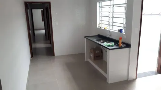 Casa com 2 Quartos para alugar, 80m² no Vila Pires, Santo André