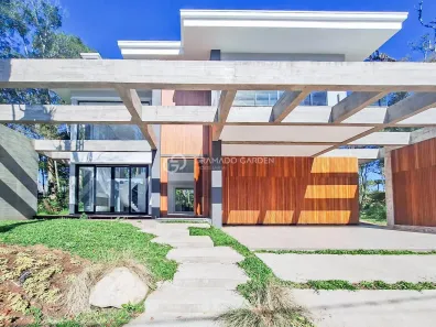 Casa com 3 Quartos à venda, 600m² no Carniel, Gramado