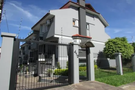 Casa de Condomínio com 3 Quartos à venda, 224m² no Jardim Isabel, Porto Alegre
