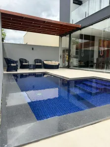 Casa de Condomínio com 4 Quartos para alugar, 300m² no Ponta Negra, Manaus