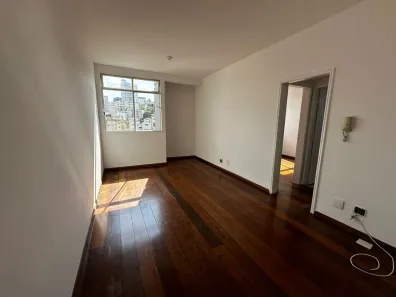 Apartamento com 2 Quartos para alugar, 70m² no Cidade Jardim, Belo Horizonte