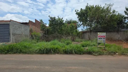 Lote/Terreno à venda, 352m² no Condomínio Amin Camargo, Goiânia