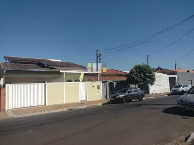 Casa com 3 Quartos à venda, 220m² no Vila Menuzzo, Sumaré