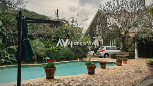 Casa com 5 Quartos à venda, 500m² no Santa Teresa, Rio de Janeiro