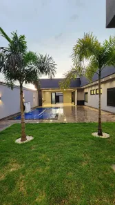 Casa com 3 Quartos à venda, 210m² no Jardim Balneário Meia Ponte, Goiânia