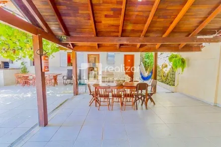 Casa com 5 Quartos para alugar, 235m² no Trindade, Florianópolis