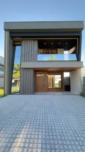 Casa com 4 Quartos à venda, 250m² no Maraponga, Fortaleza