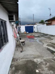 Lote/Terreno à venda, 300m² no Parque Fernando Jorge, Cubatão