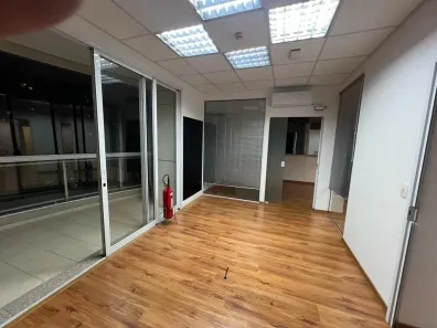 Sala Comercial para alugar, 134m² no Cerqueira César, São Paulo
