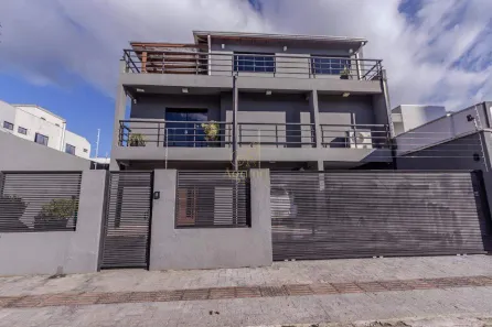 Casa com 5 Quartos para alugar, 240m² no Dom Bosco, Itajaí