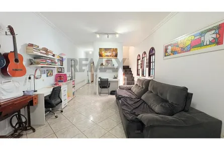 Sobrado com 3 Quartos à venda, 200m² no Parque Maria Domitila, São Paulo