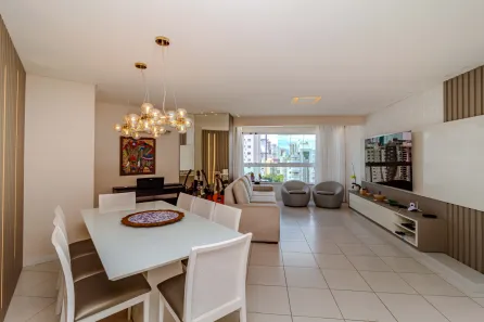 Apartamento com 3 Quartos à venda, 134m² no Pioneiros, Balneário Camboriú