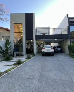 Casa de Condomínio com 3 Quartos à venda, 308m² no Parque Residencial Itapeti, Mogi das Cruzes