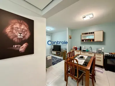 Apartamento com 2 Quartos à venda, 65m² no Barreiros, São José