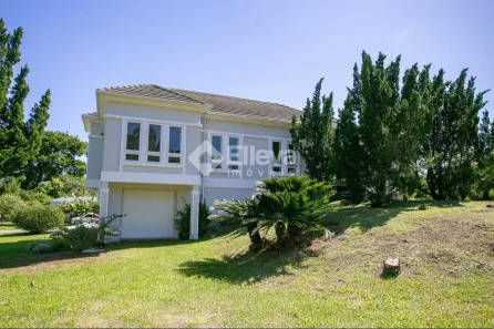 Casa com 3 Quartos à venda, 249m² no Condomínio Campestre Paragem dos Verdes Campos (Barro Vermelho), Gravataí