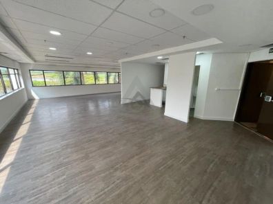 Sala Comercial à venda, 112m² no Jardim Madalena, Campinas