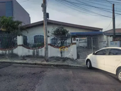 Casa com 3 Quartos à venda, 150m² no Vila Santa Isabel, Campinas