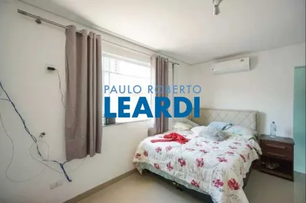 Casa com 6 Quartos à venda, 307m² no Vila Gomes Cardim, São Paulo