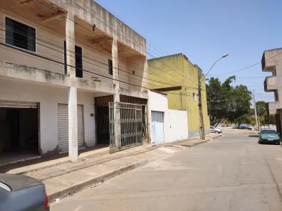 Casa com 4 Quartos à venda, 200m² no Arapoanga, Brasília