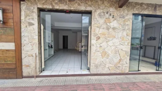 Sala Comercial para alugar, 34m² no Centro, Itajaí