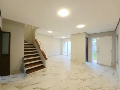 Casa de Condomínio com 3 Quartos para alugar, 160m² no Alphaville, Santana de Parnaíba