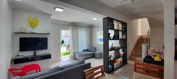 Casa com 3 Quartos à venda, 160m² no Buraquinho, Lauro de Freitas