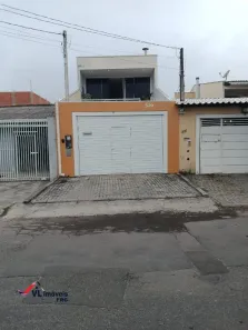 Sobrado com 4 Quartos à venda, 140m² no Uberaba, Curitiba