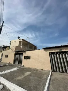 Casa com 5 Quartos à venda, 300m² no Atalaia, Aracaju