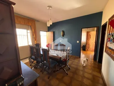 Casa com 3 Quartos à venda, 500m² no Centro, Aparecida