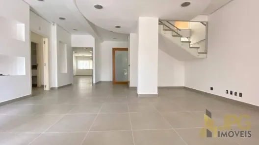 Sala Comercial para alugar, 300m² no Centro, Balneário Camboriú
