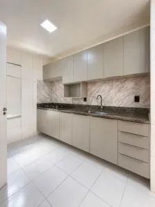 Apartamento com 3 Quartos para alugar, 68m² no Japiim, Manaus