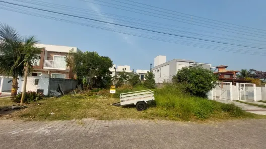 Lote/Terreno à venda, 450m² no Campeche, Florianópolis