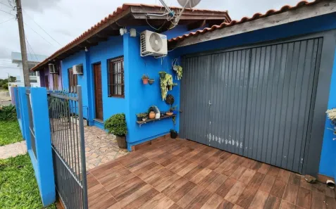 Casa com 3 Quartos à venda, 80m² no Olaria, Canoas