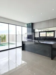 Casa de Condomínio com 3 Quartos à venda, 196m² no Conjunto Habitacional Alexandre Urbanas, Londrina