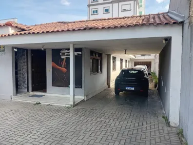 Casa com 3 Quartos à venda, 250m² no Centro, São José dos Pinhais