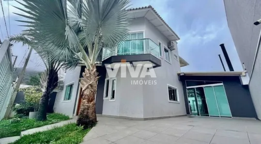 Casa com 3 Quartos para alugar, 259m² no Ressacada, Itajaí