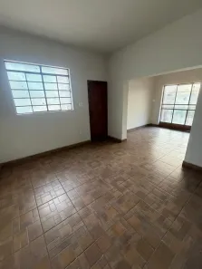 Casa com 3 Quartos para alugar, 200m² no Betim Industrial, Betim