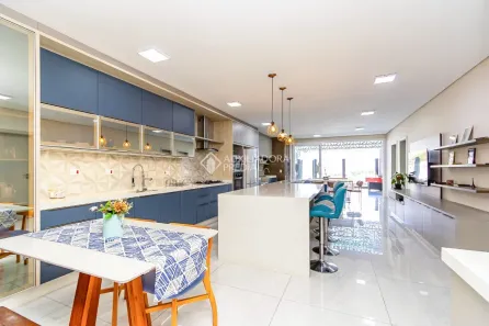 Casa com 4 Quartos à venda, 370m² no Bairro Alto, Curitiba