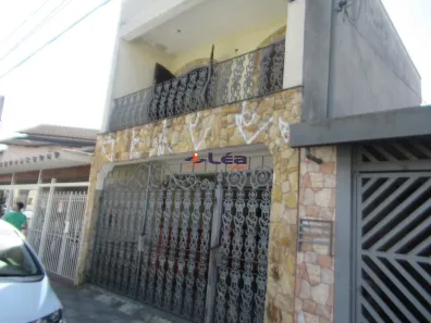 Casa com 3 Quartos para venda ou aluguel, 217m² no Jardim Santa Helena, Suzano