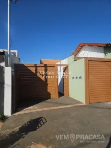 Casa de Condomínio com 2 Quartos à venda, 45m² no Loteamento Bela Laguna, Campo Grande